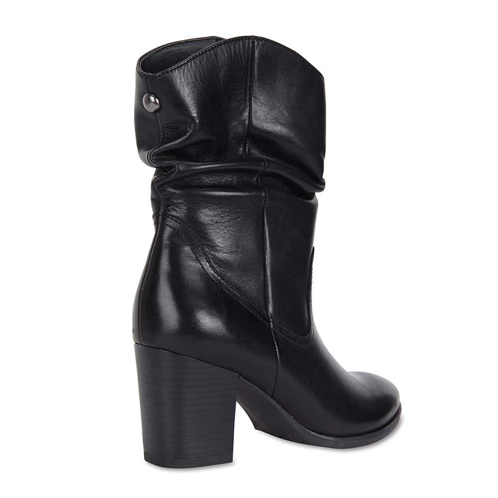 Ecuador Boot in Black Leather