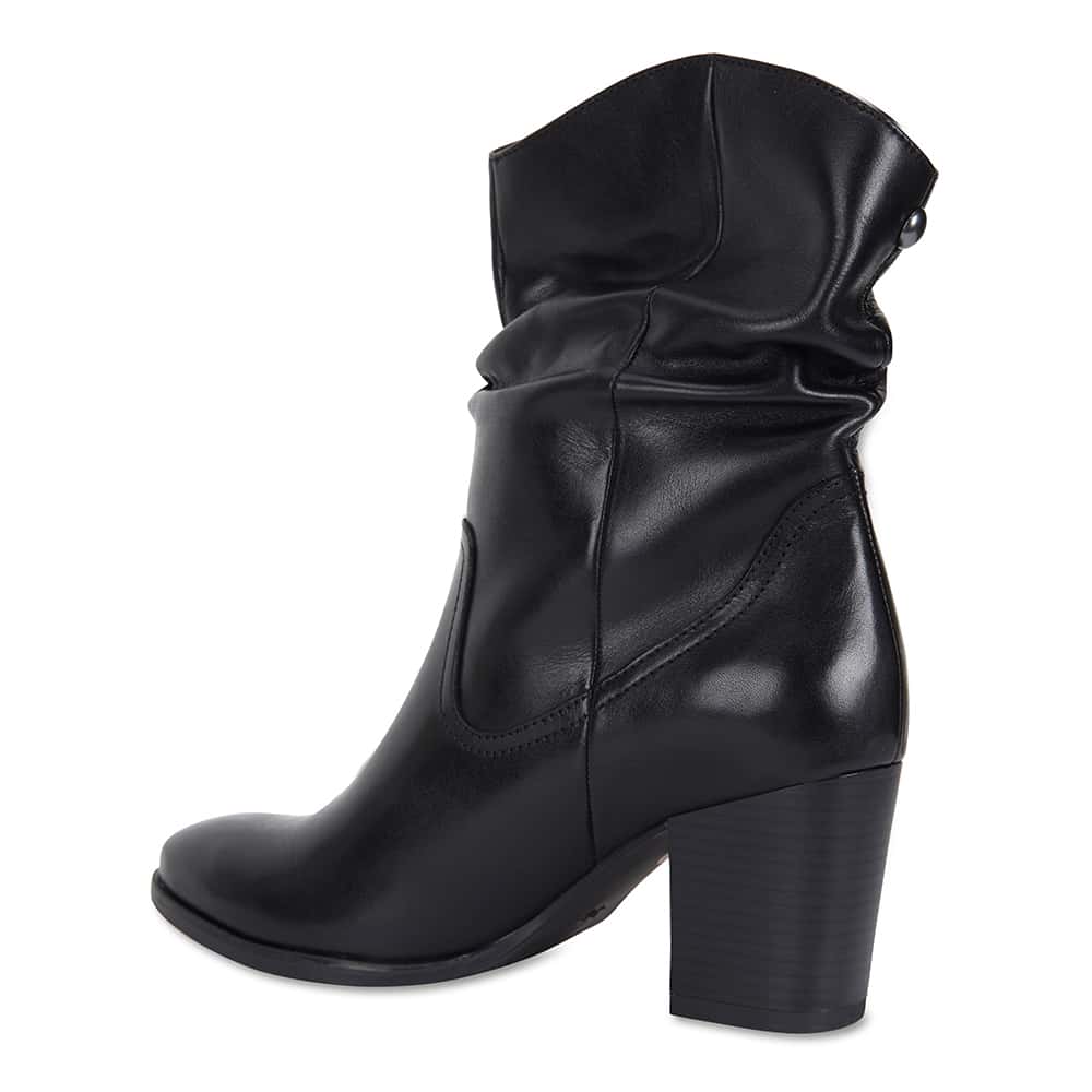 Ecuador Boot in Black Leather