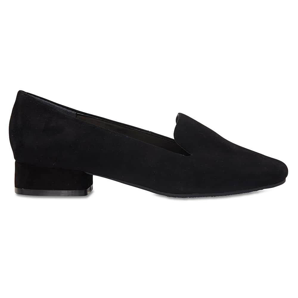 Fame Loafer in Black Suede