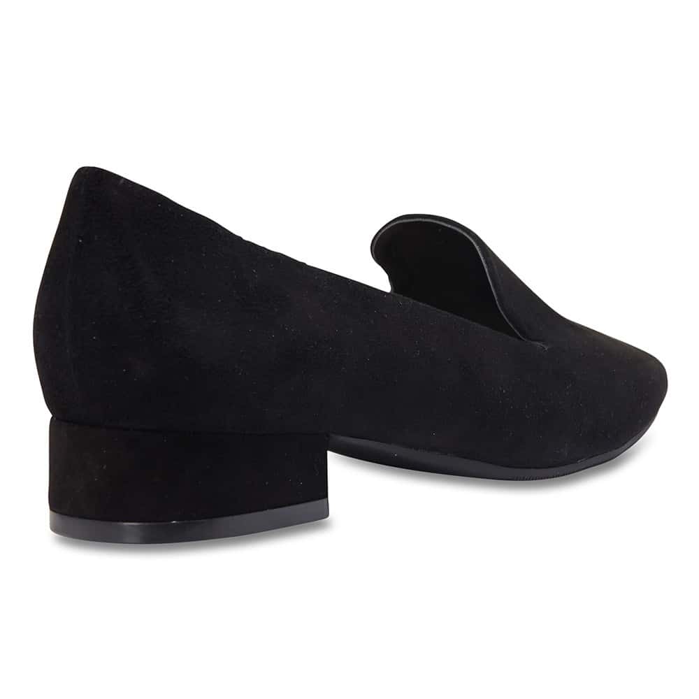 Fame Loafer in Black Suede