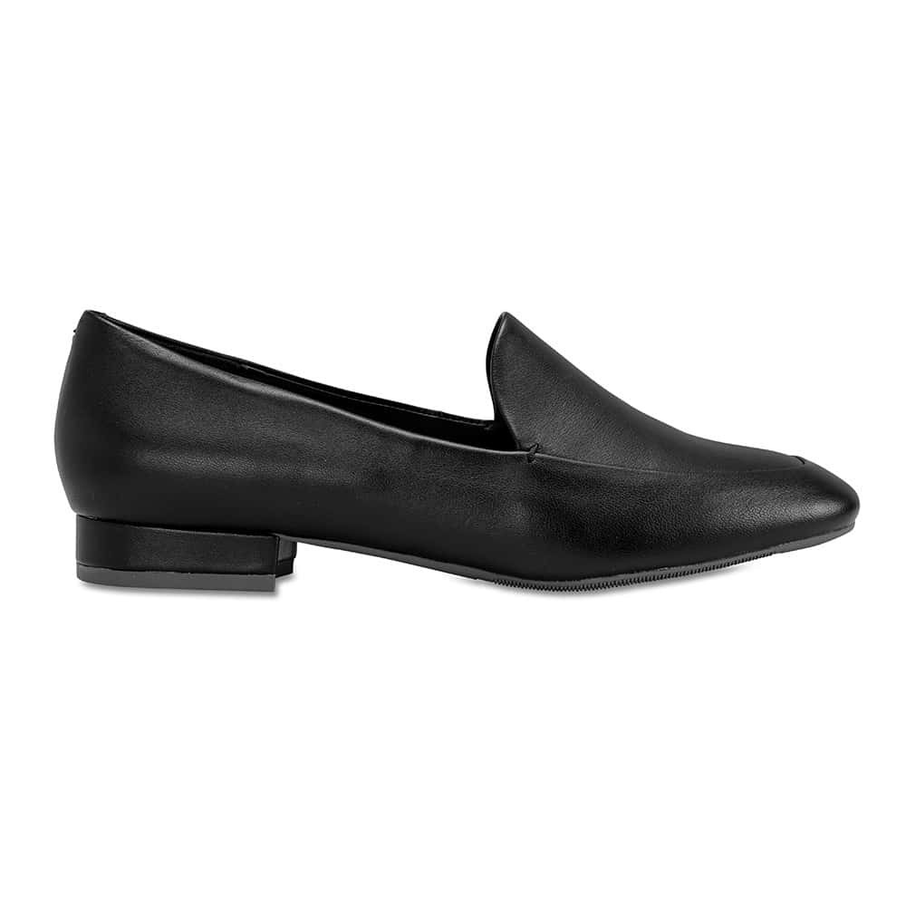 Fifi Loafer in Black Leather