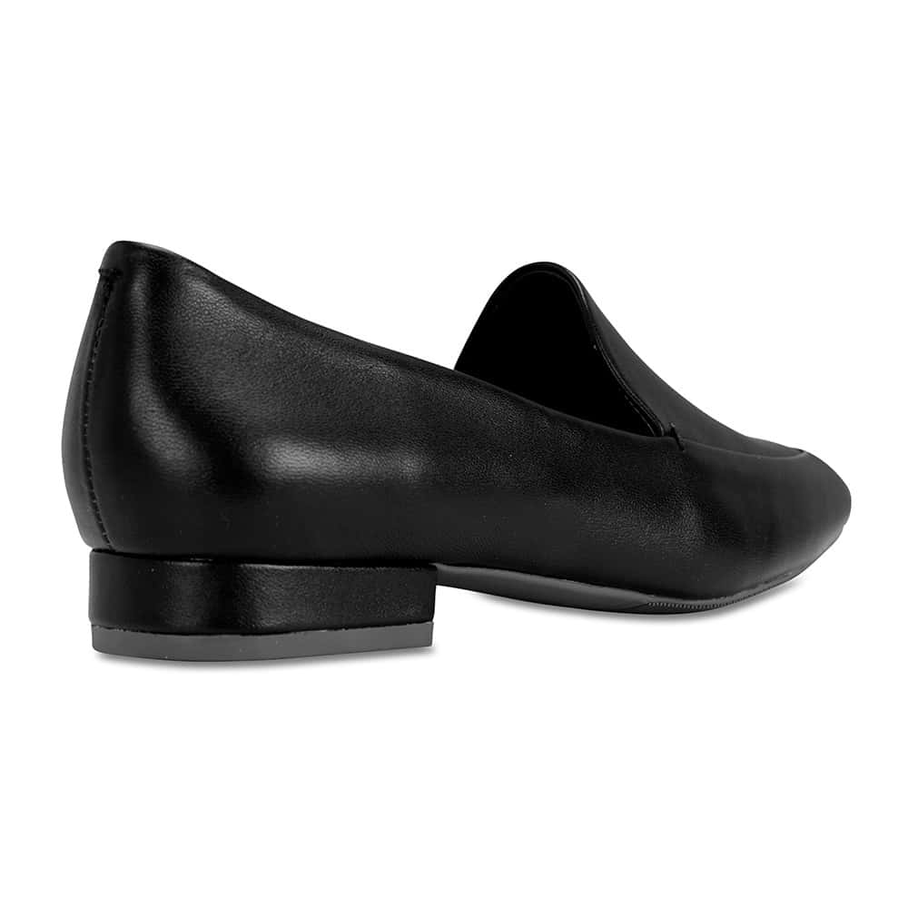 Fifi Loafer in Black Leather