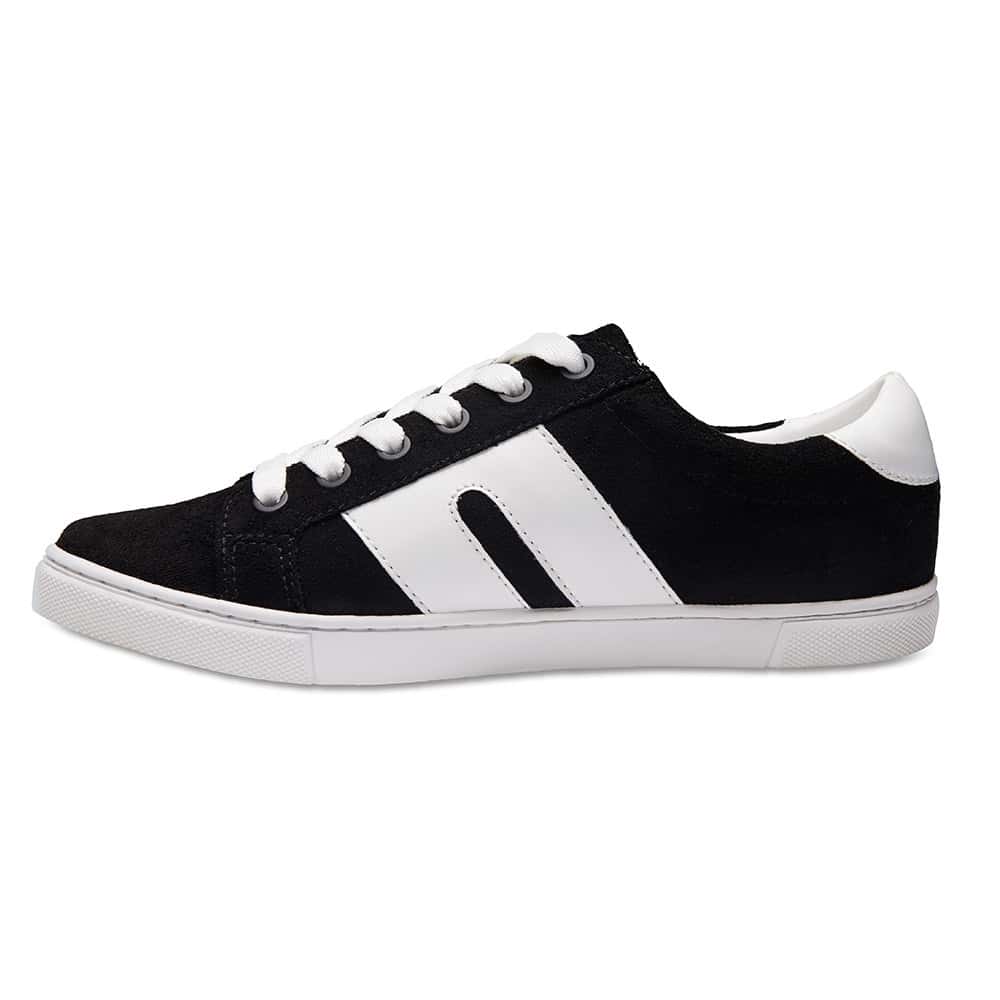 Fleet Sneaker in Black Suede