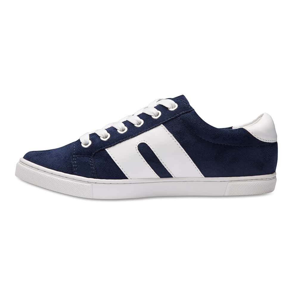 Sneaker fleet sales