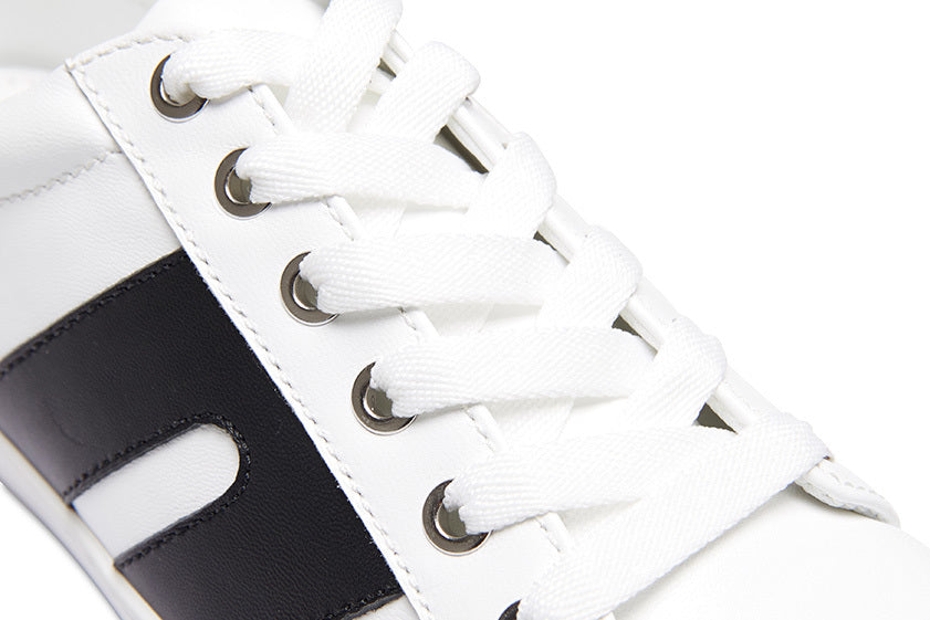 Formula Sneaker in White And Black Leather