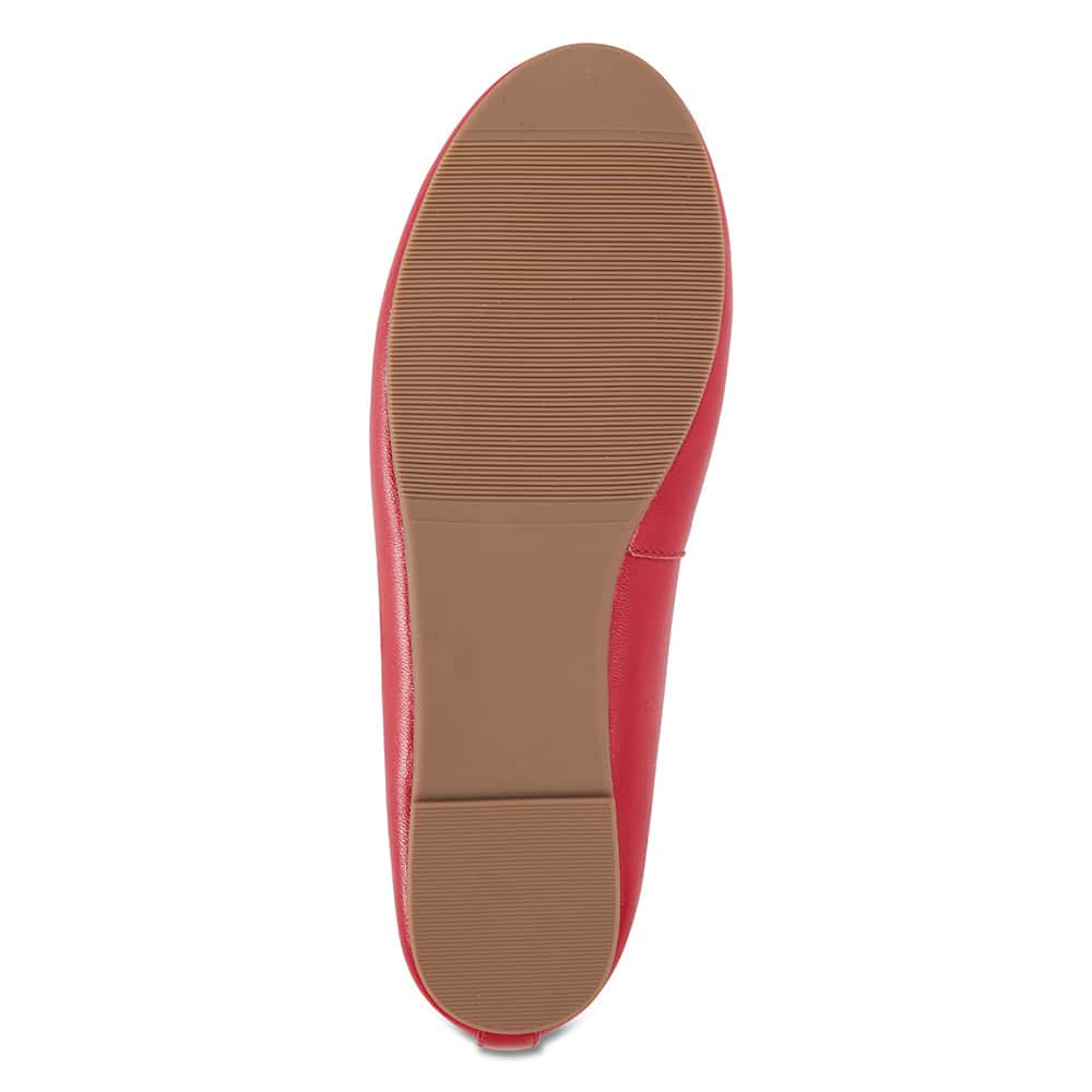 Gaze Flat in Cherry Leather
