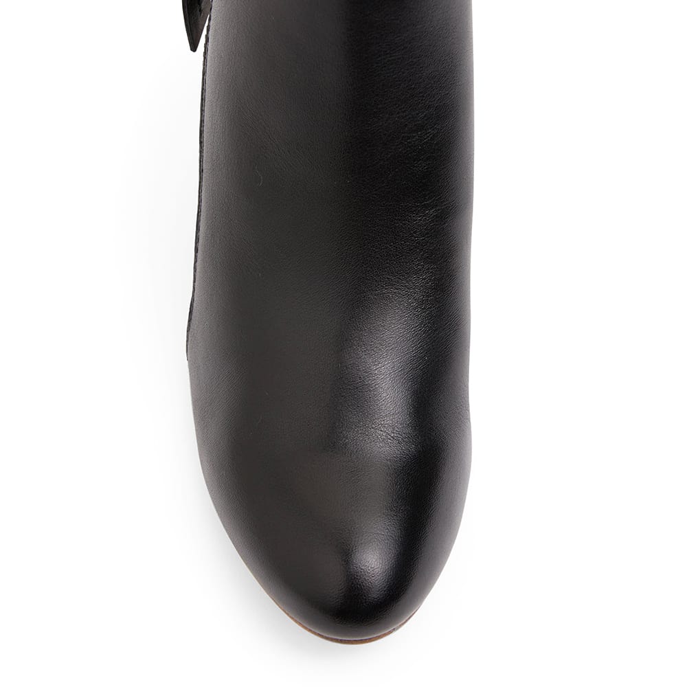 Gibson Boot in Black Leather