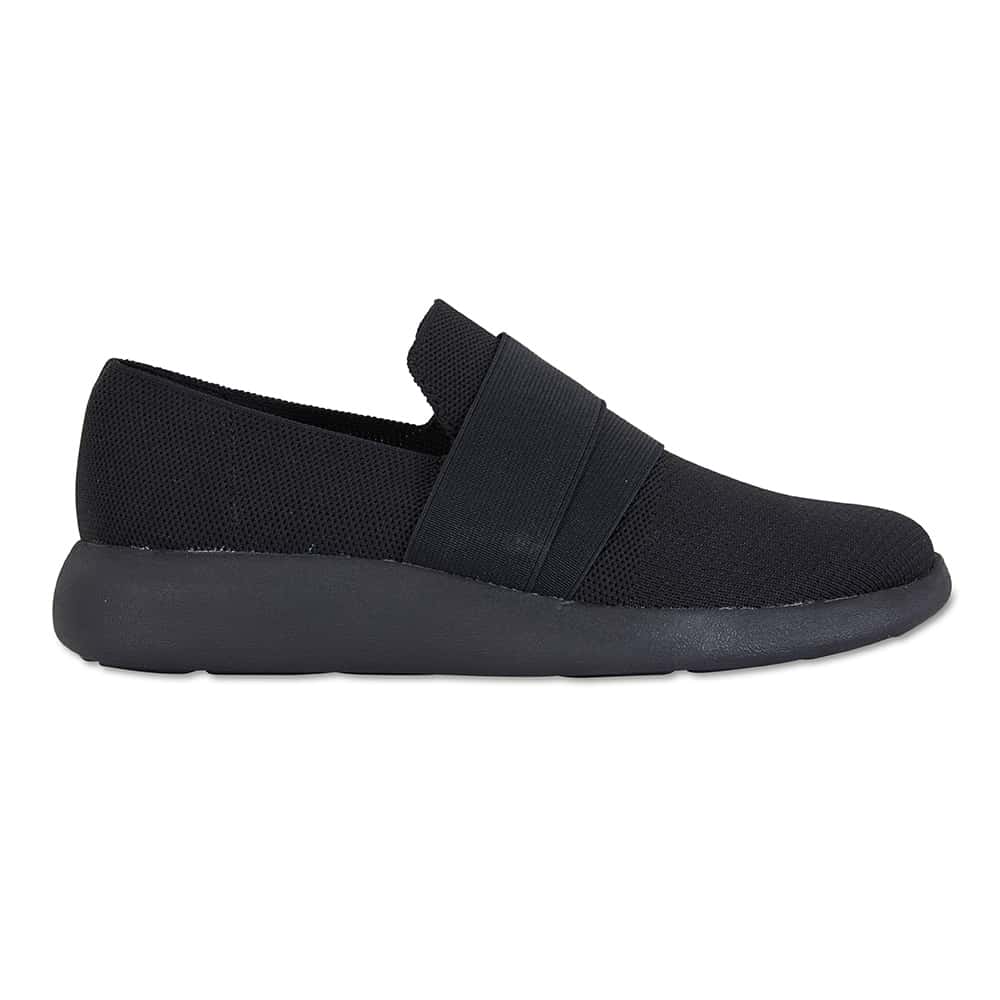 Guide Sneaker in Black Canvas