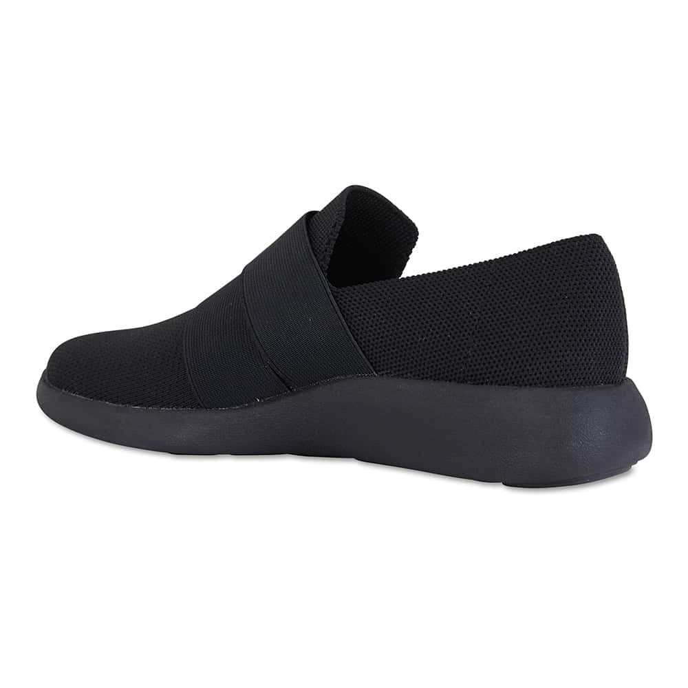 Guide Sneaker in Black Canvas