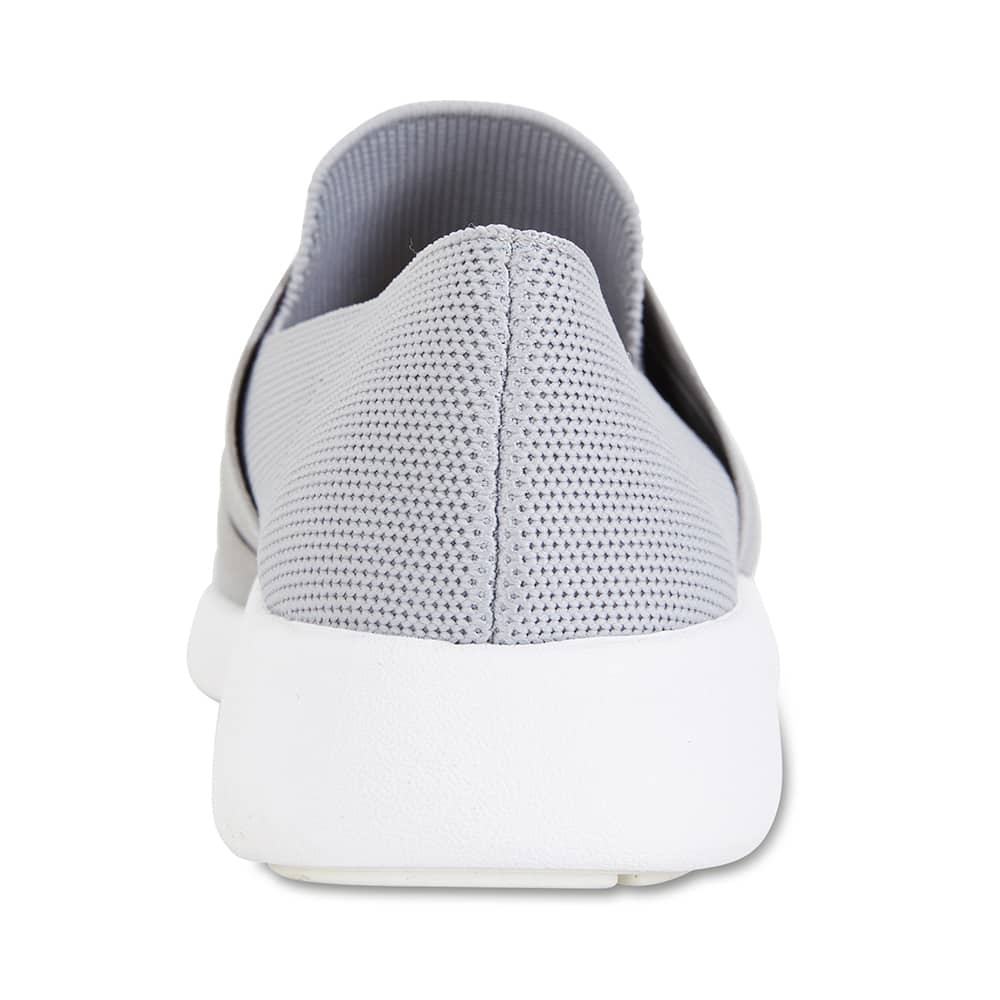 Guide Sneaker in Grey Fabric