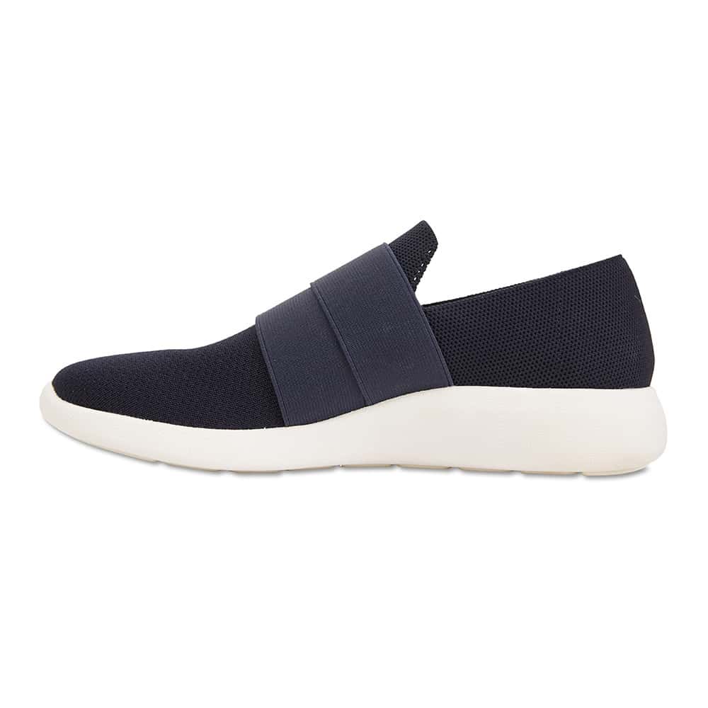 Guide Sneaker in Navy Fabric