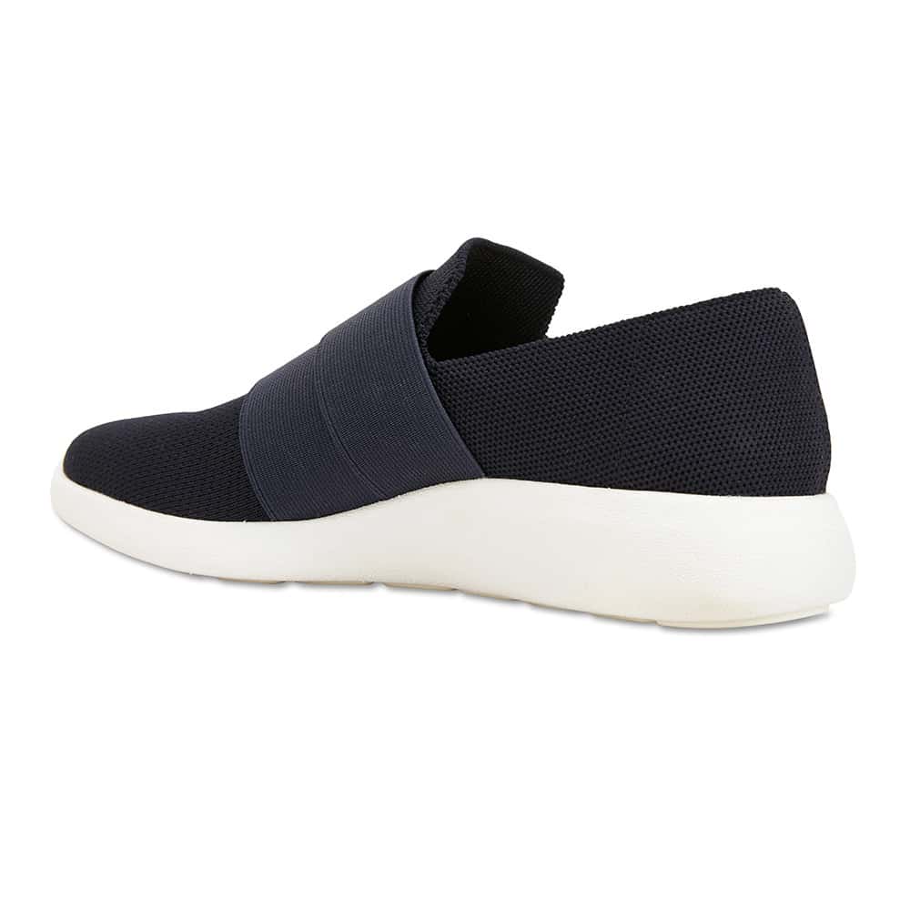 Guide Sneaker in Navy Fabric