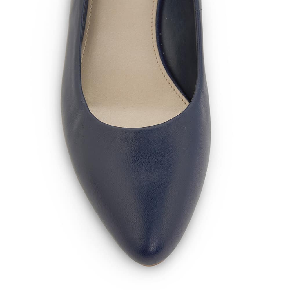 Henry Heel in Navy Leather