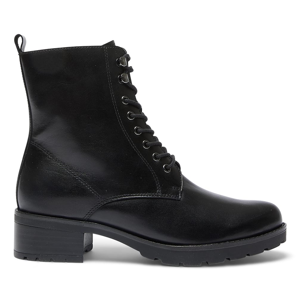 Inferno Boot in Black Leather