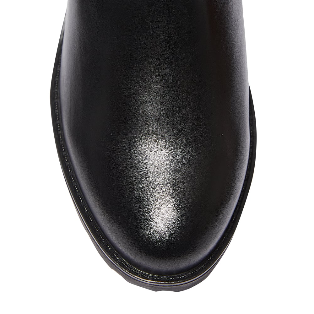 Innovate Boot in Black Leather