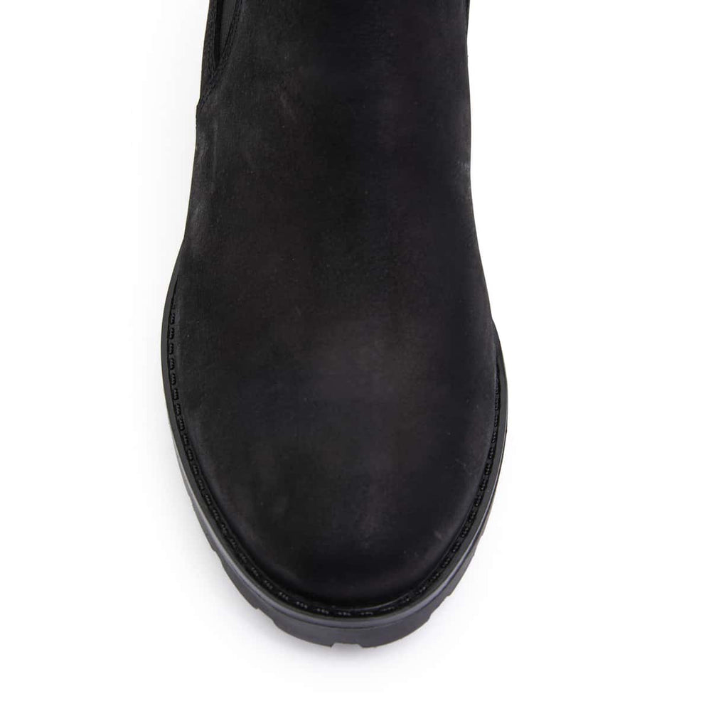 Iowa Boot in Black Nubuck