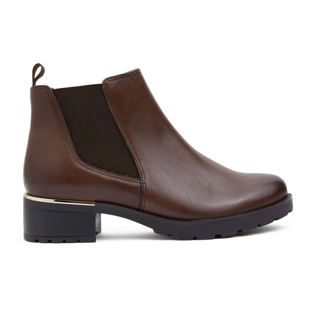 Iowa Boot in Brown Leather