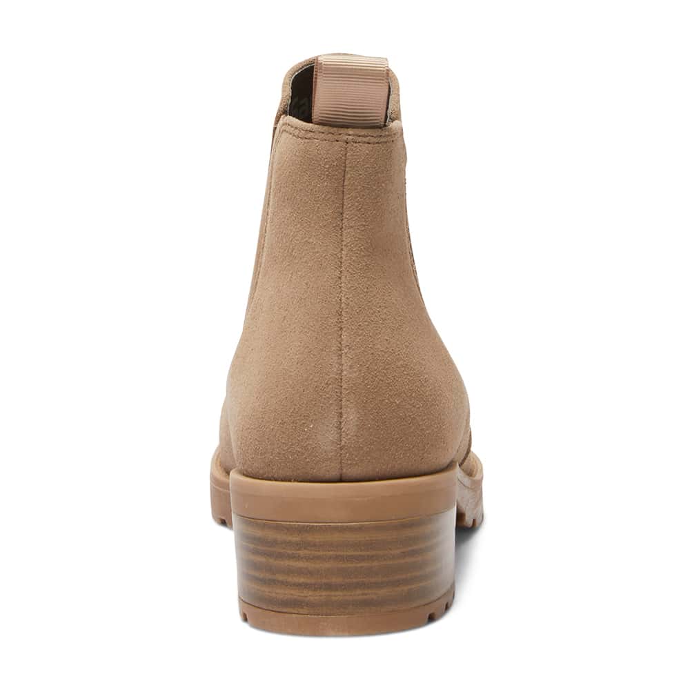 Iowa Boot in Taupe Suede