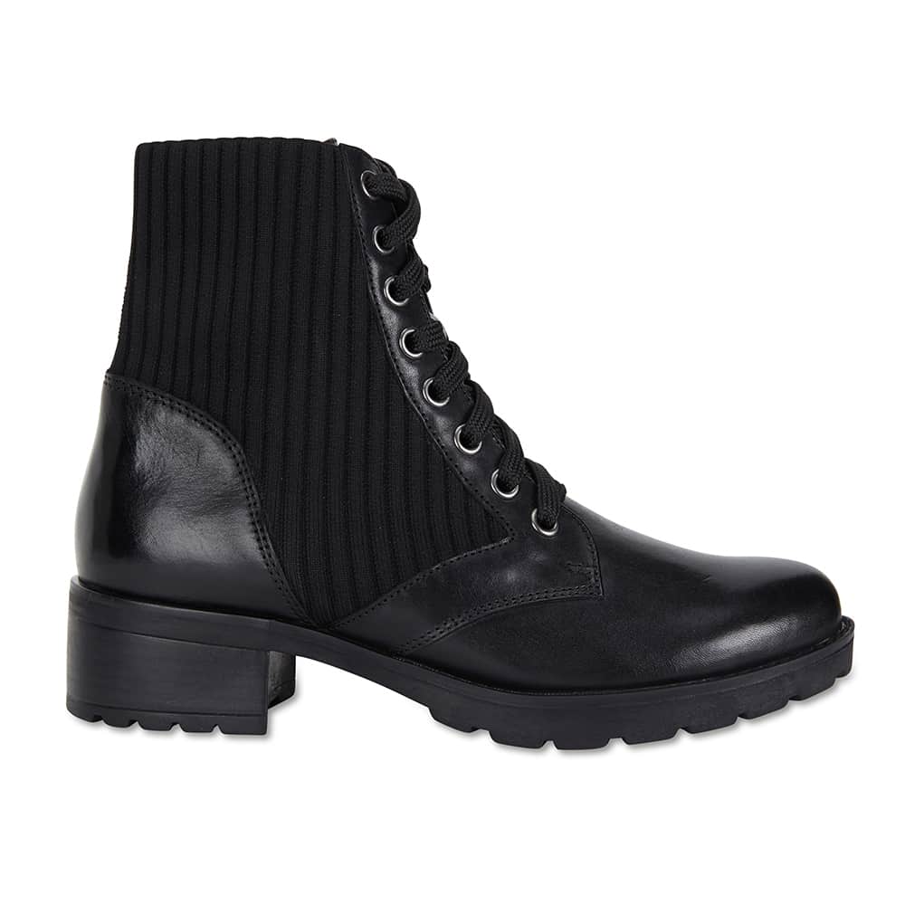 Ireland Boot in Black Leather