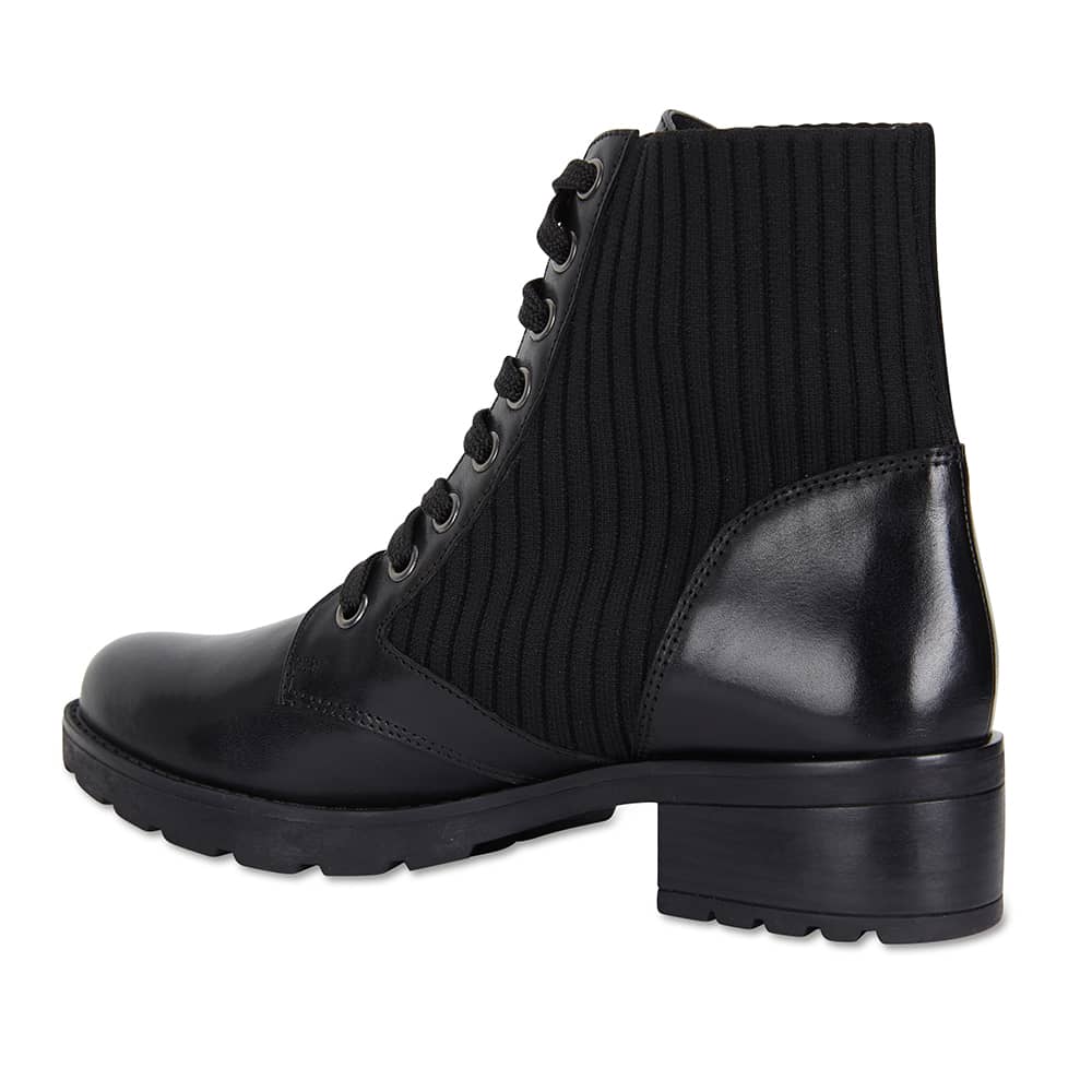 Ireland Boot in Black Leather