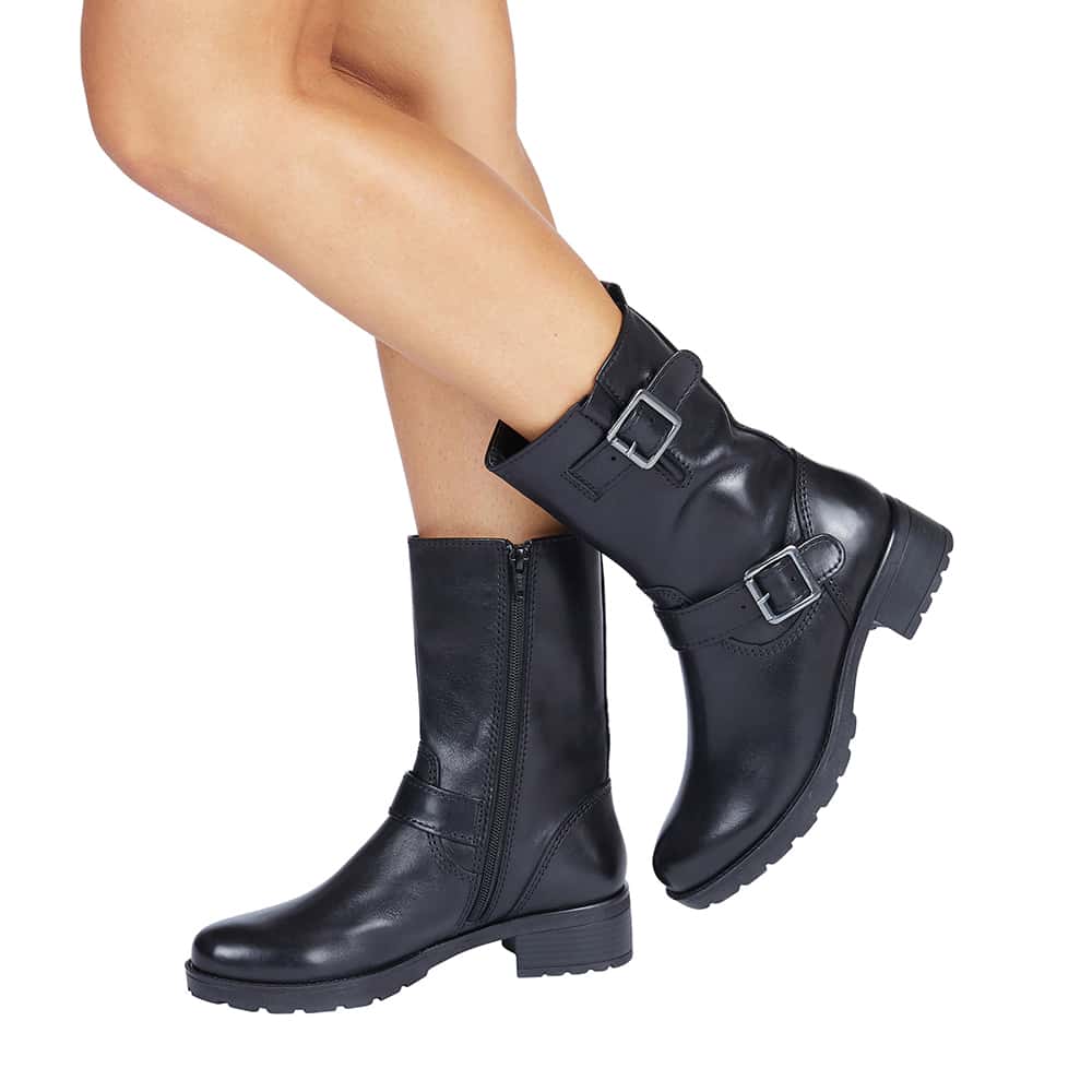 Istanbul Boot in Black Leather