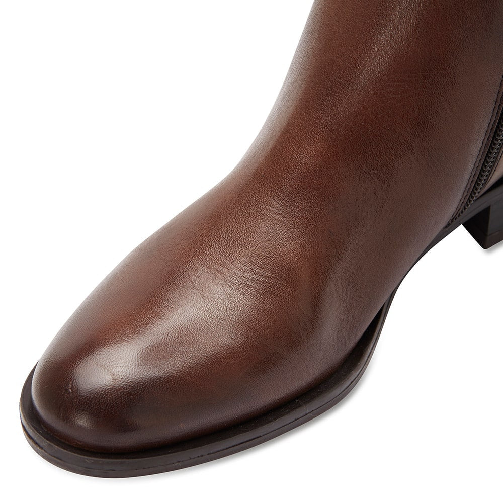 Jenna Boot in Brown Leather