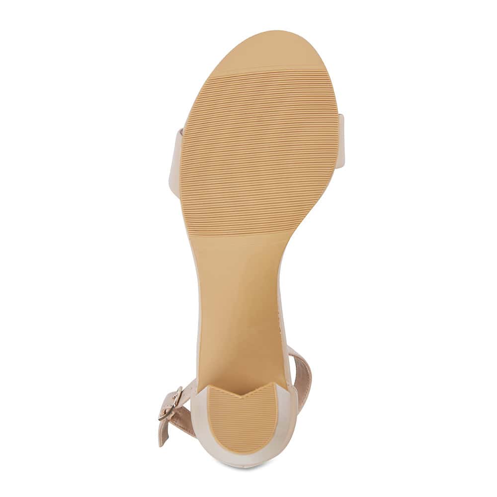 Juliet Heel in Nude Leather