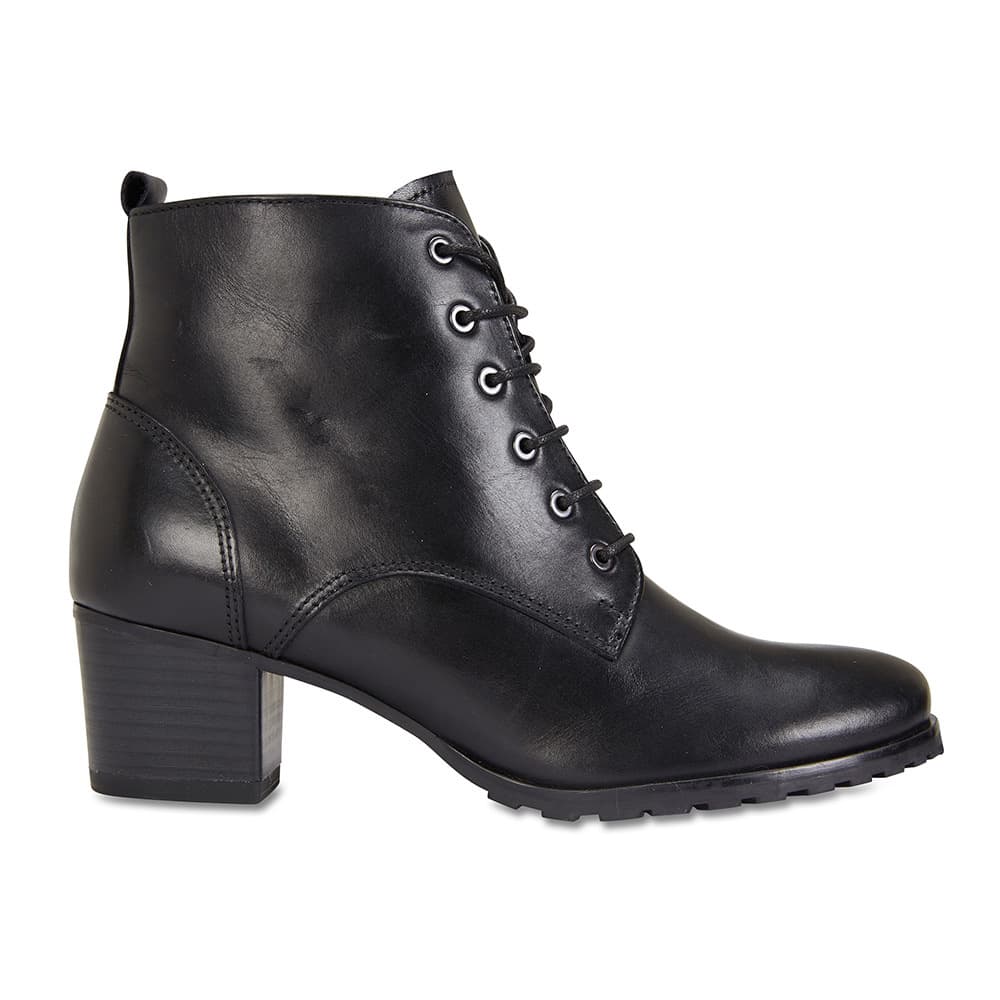 Kakadu Boot in Black Leather