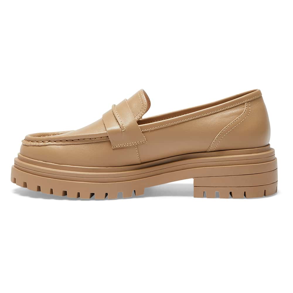 Kandy Loafer in Camel Leather