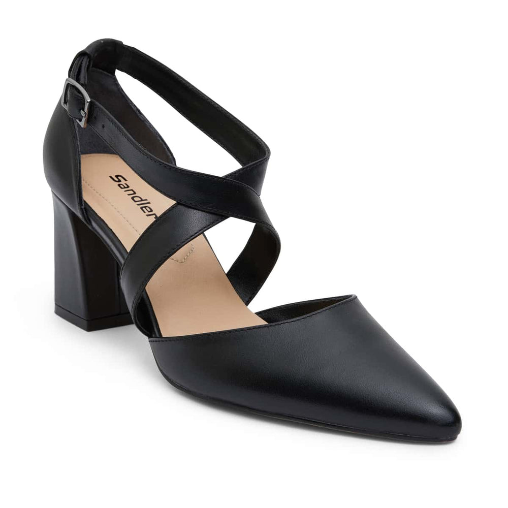 Black leather on sale heel shoes
