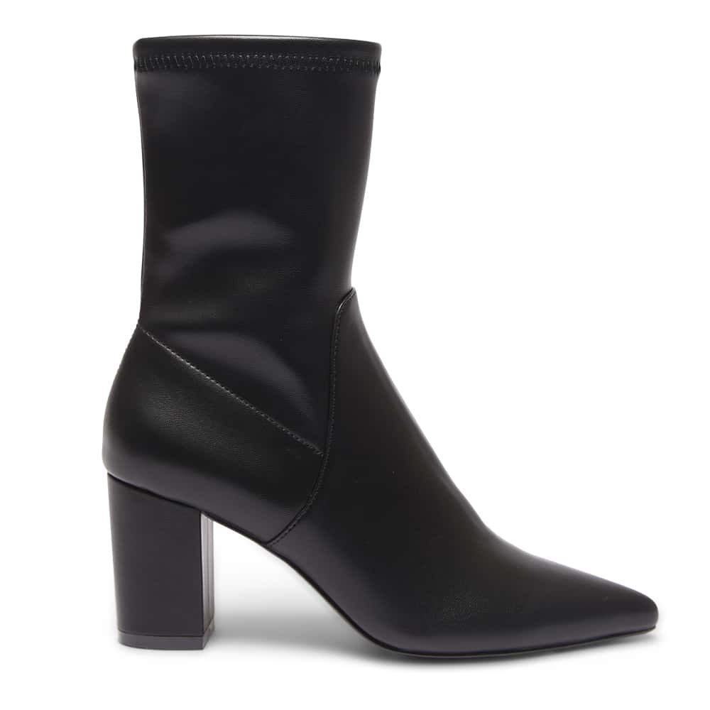 Karly Boot in Black Smooth