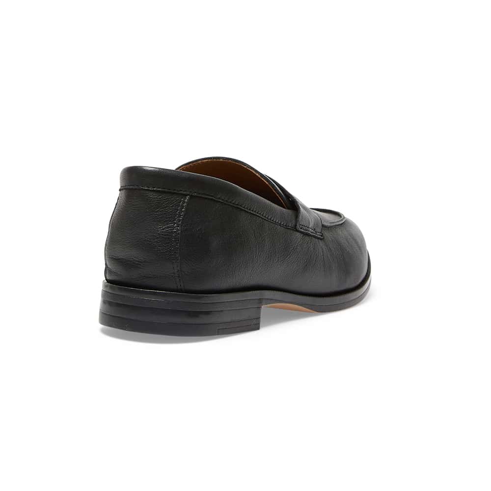 Lane Loafer in Black Leather