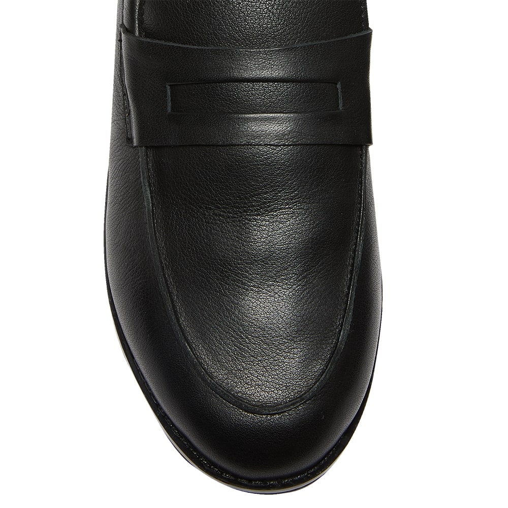Lane Loafer in Black Leather