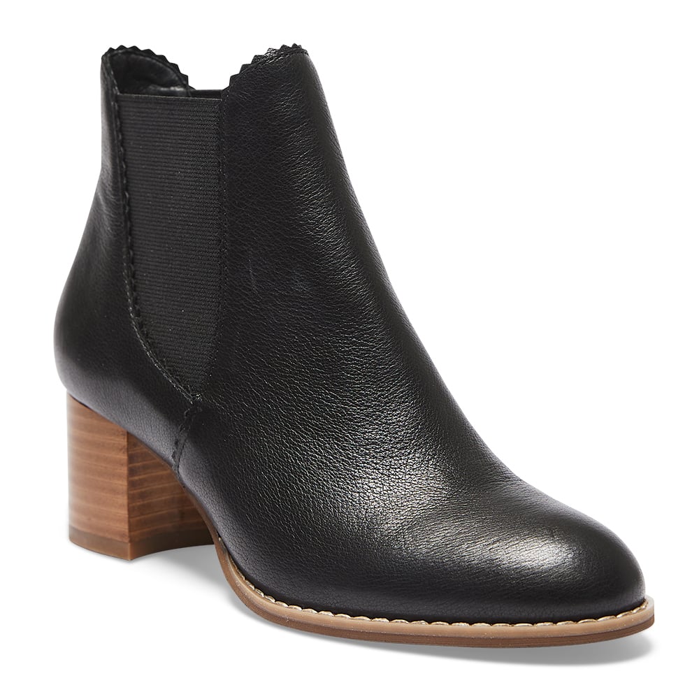 Liam Boot in Black Leather