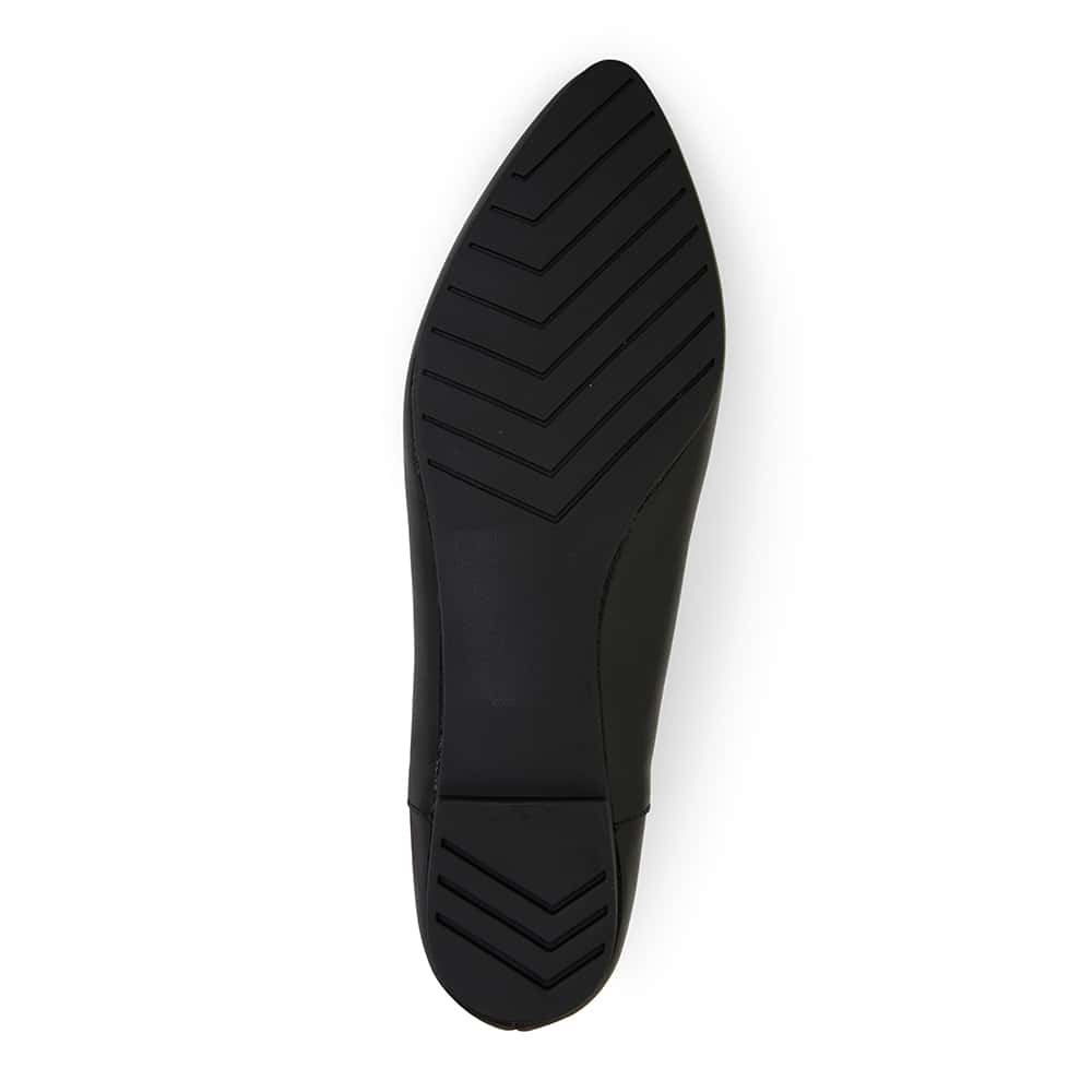 Liana Flat in Black Leather