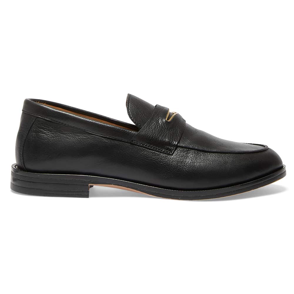 Lola Loafer in Black Leather