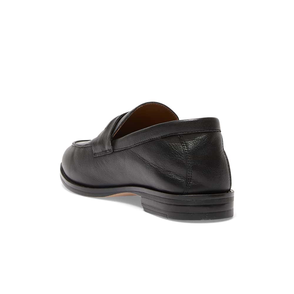 Lola Loafer in Black Leather