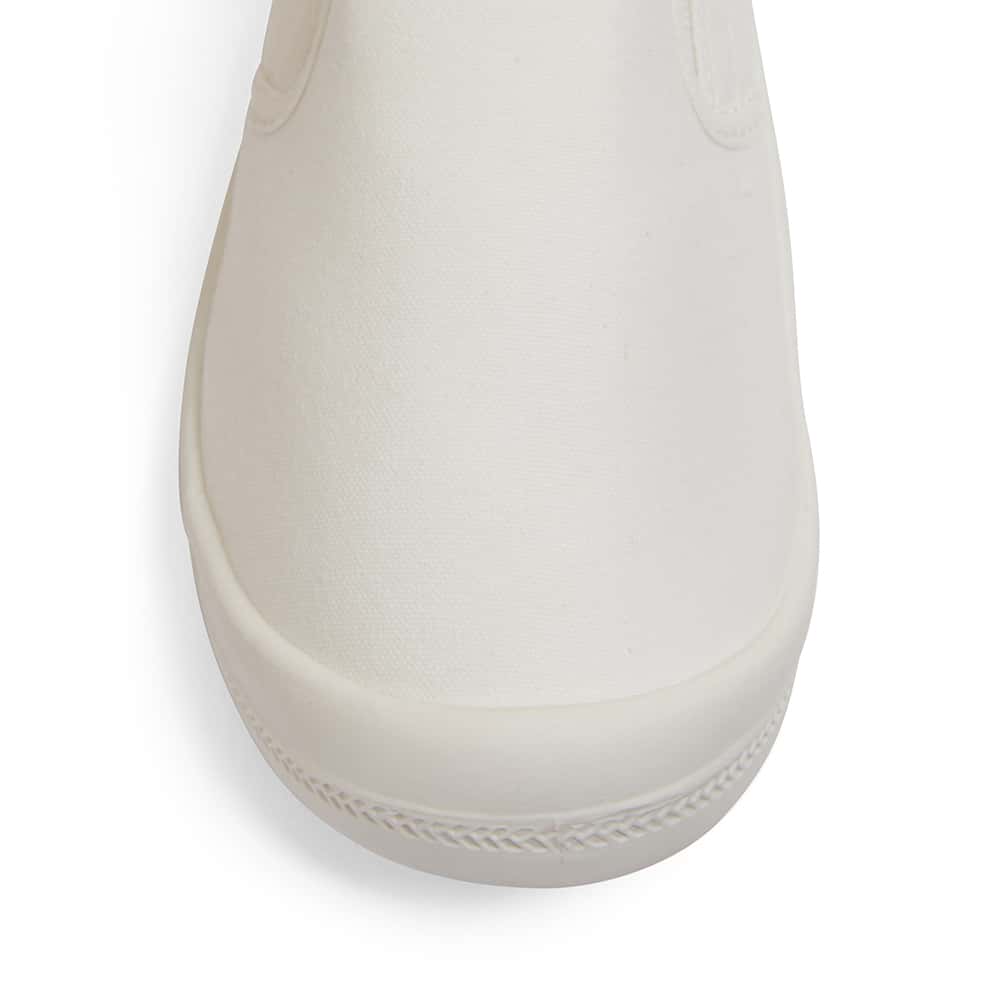 Lucky Sneaker in White Fabric