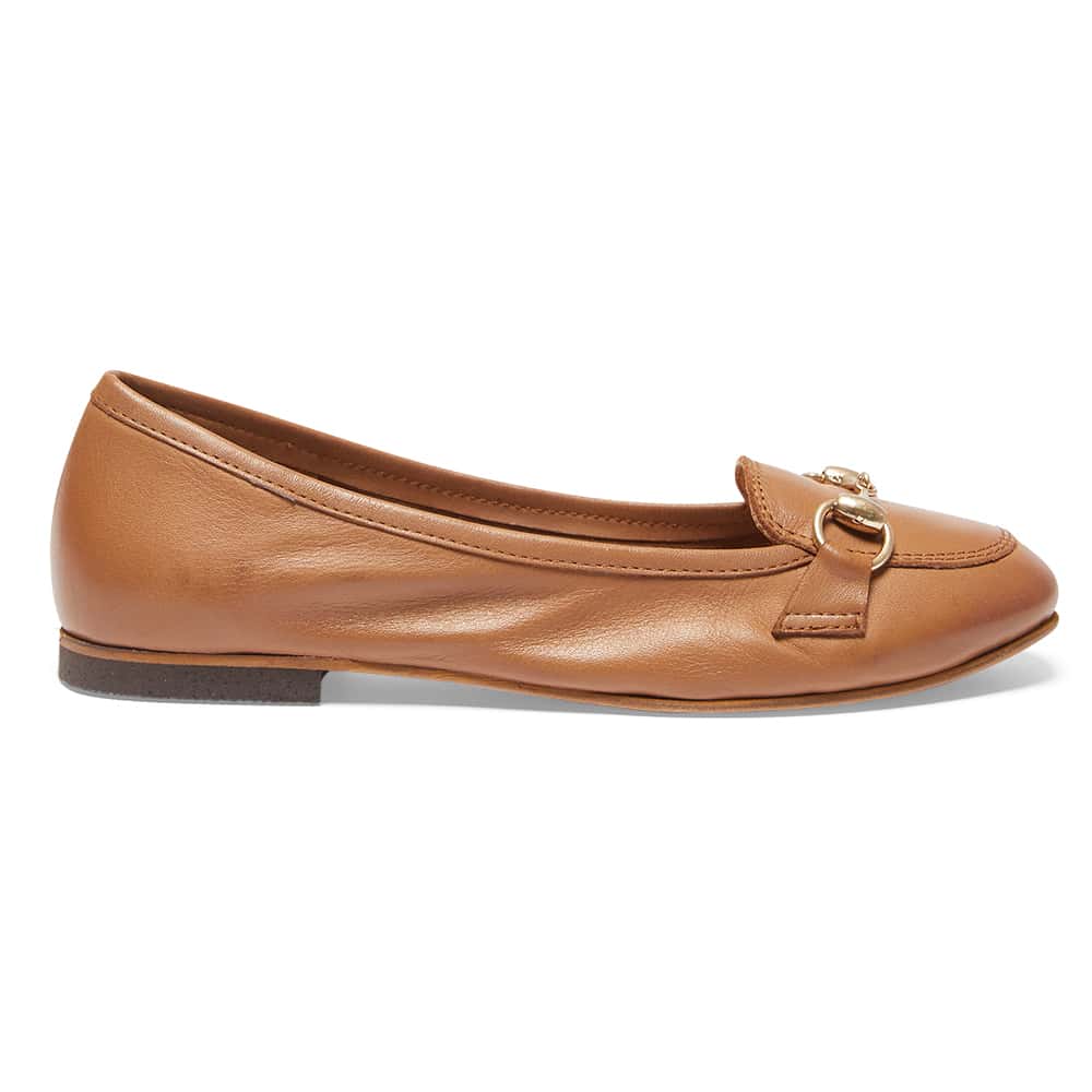 Madeline Flat in Tan Leather