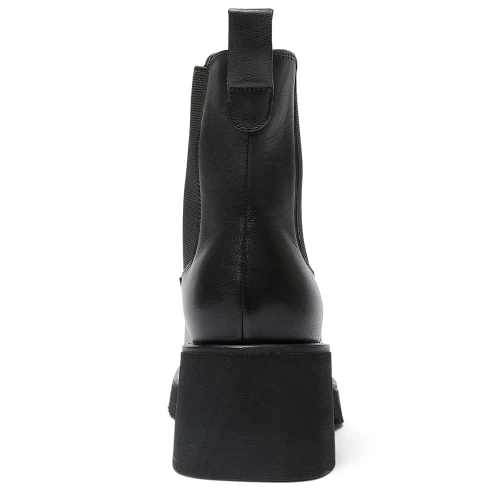 Mason Boot in Black Leather