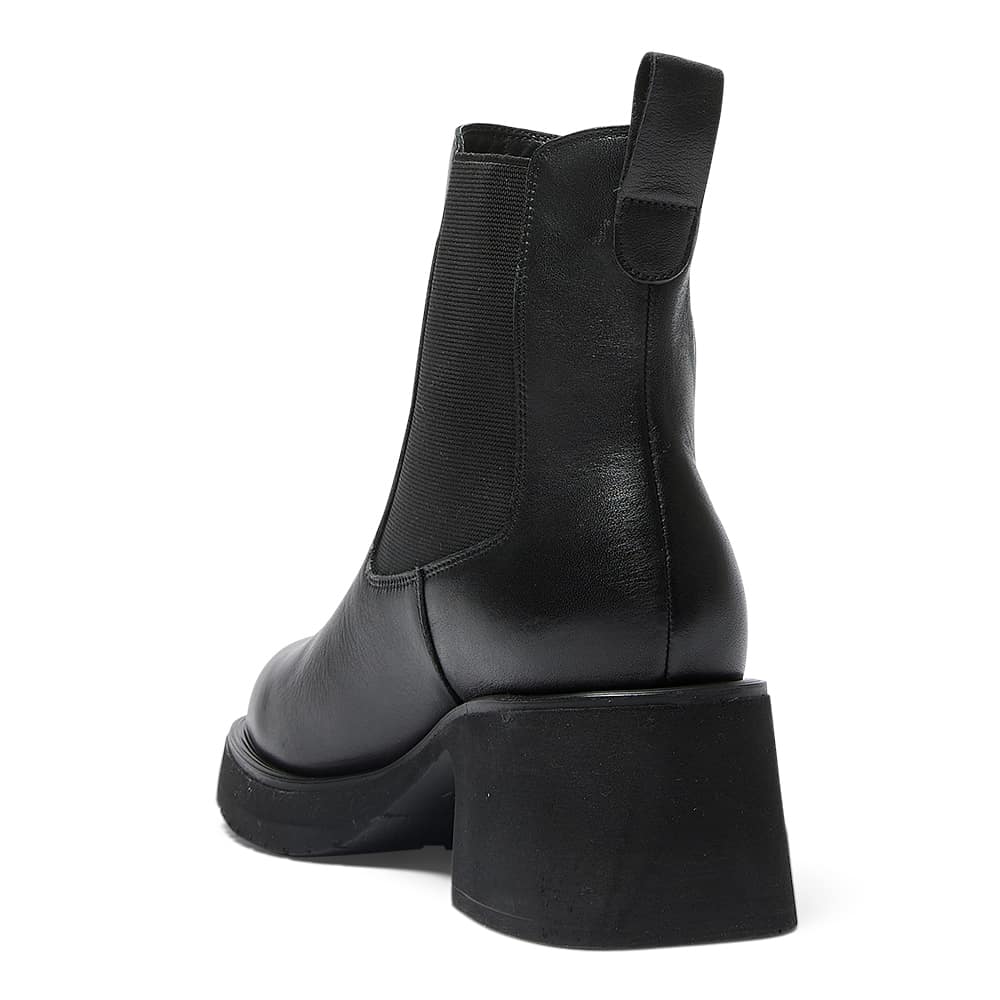 Mason Boot in Black Leather