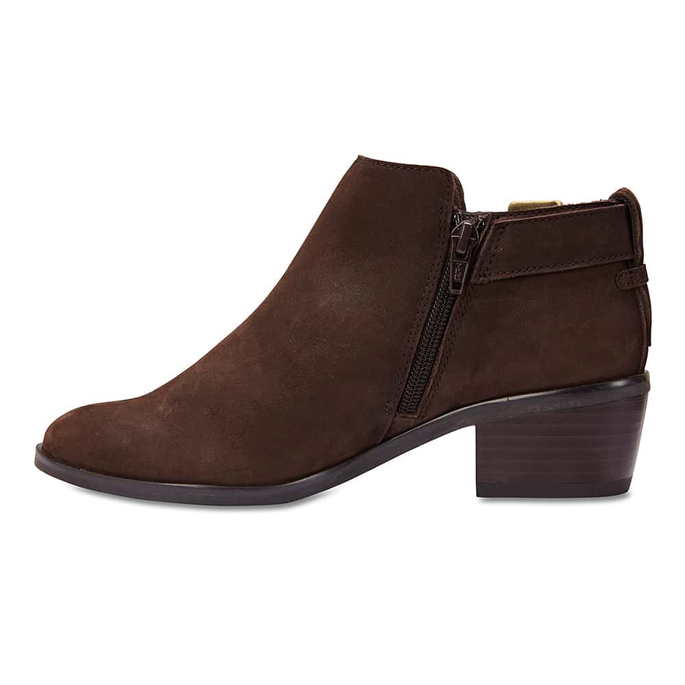 Memphis Boot in Brown Nubuck