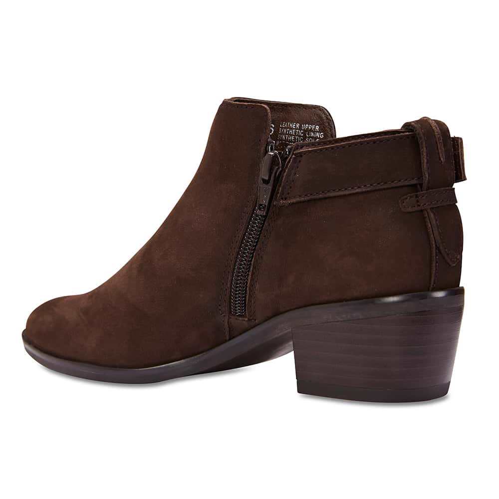 Memphis Boot in Brown Nubuck