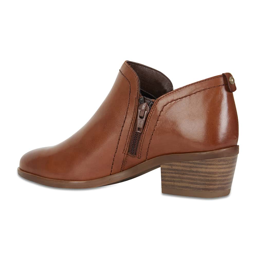 Miller Boot in Mid Brown Leather