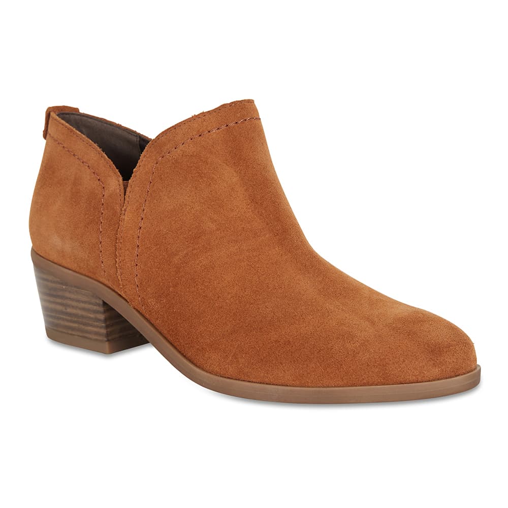 Miller Boot in Tan Suede