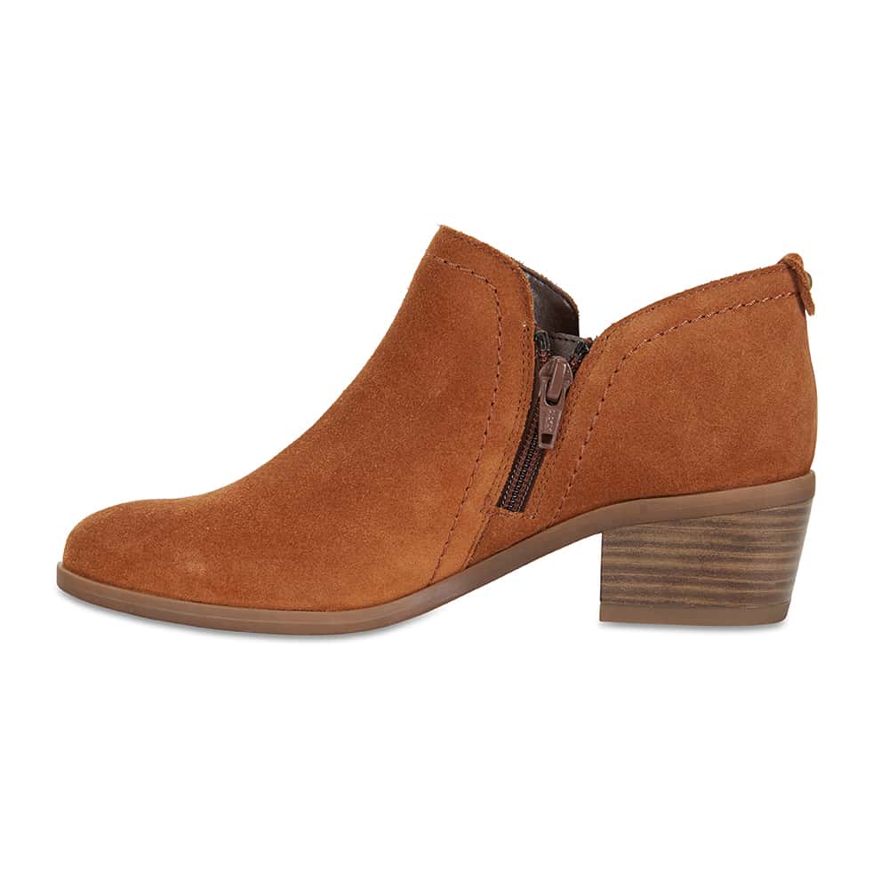 Miller Boot in Tan Suede