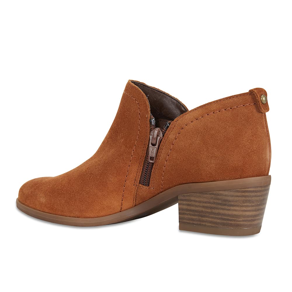 Miller Boot in Tan Suede
