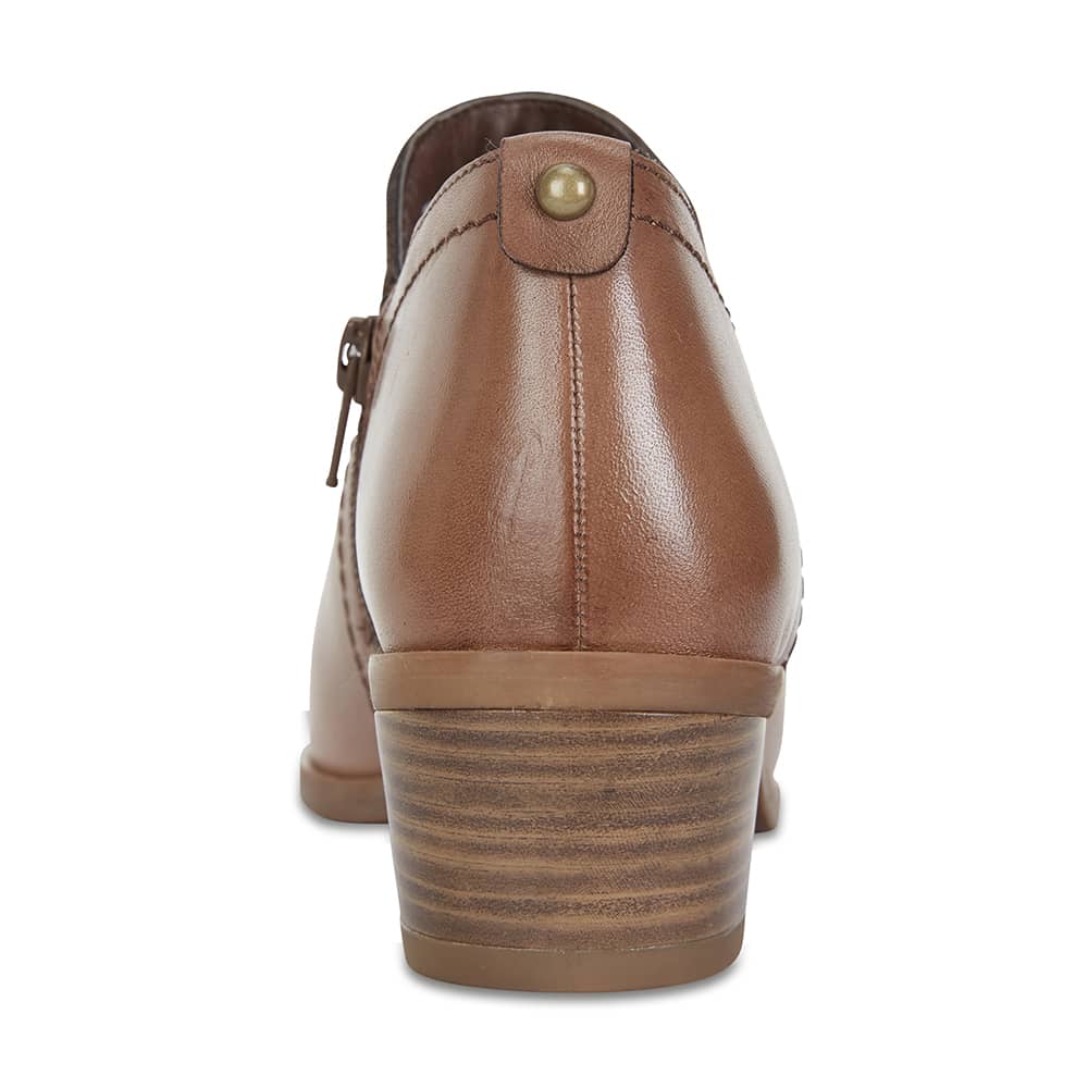 Miller Boot in Taupe Leather