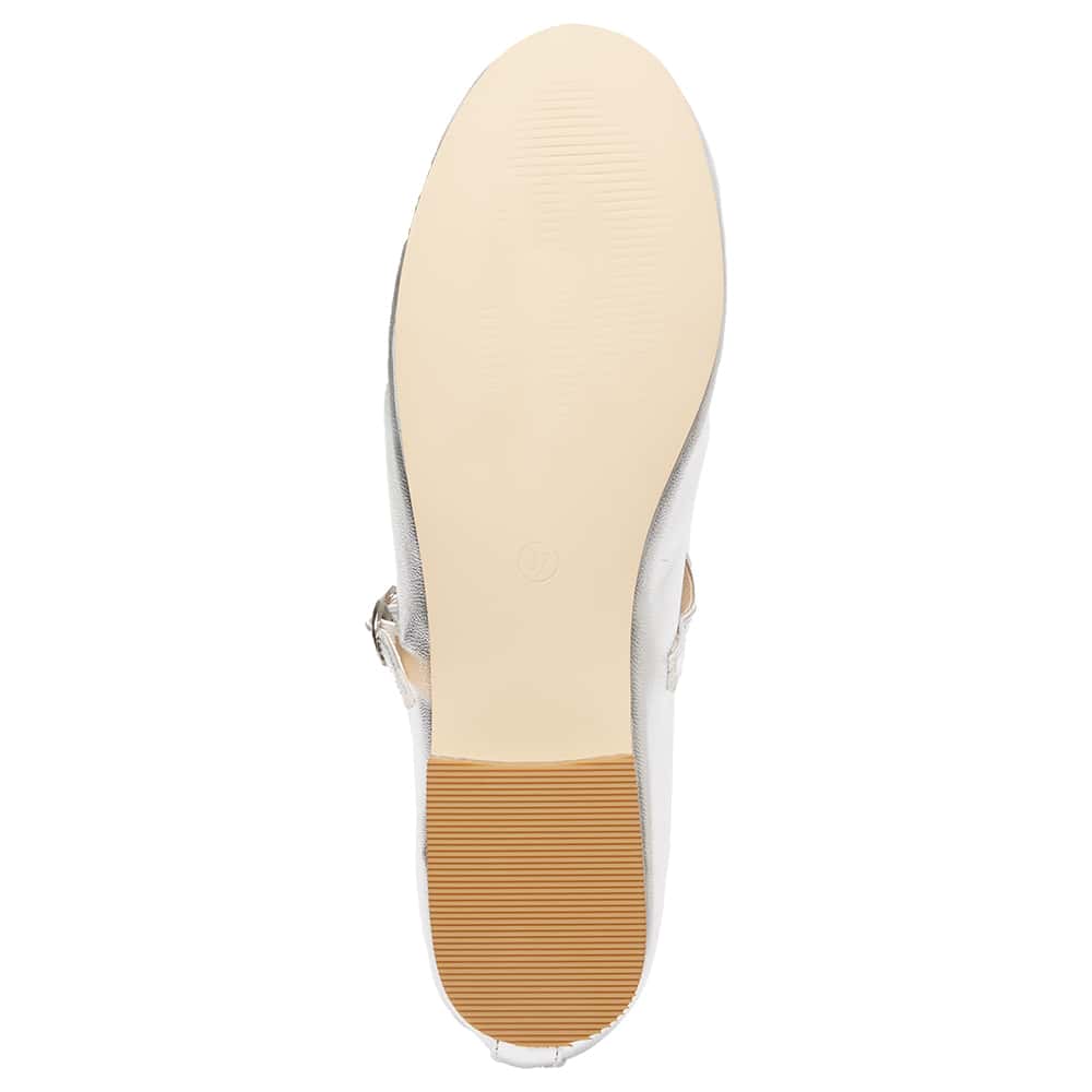 Molly Flat in Silver Metallic Leather