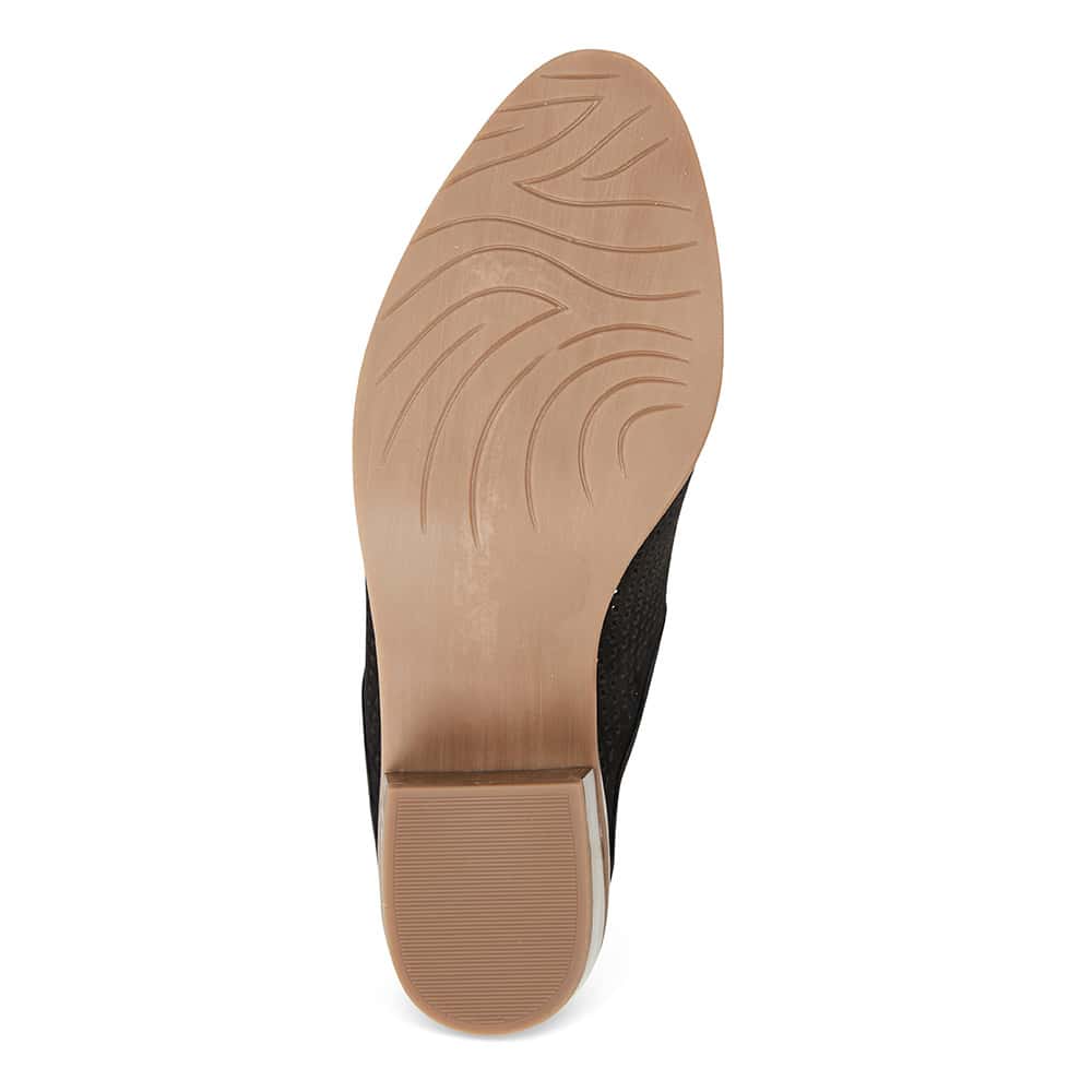 Mystic Heel in Black Nubuck